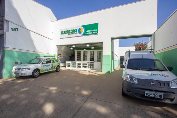 8e7cfb28-fb75-45d6-b5b3-ac4bbcd4445b